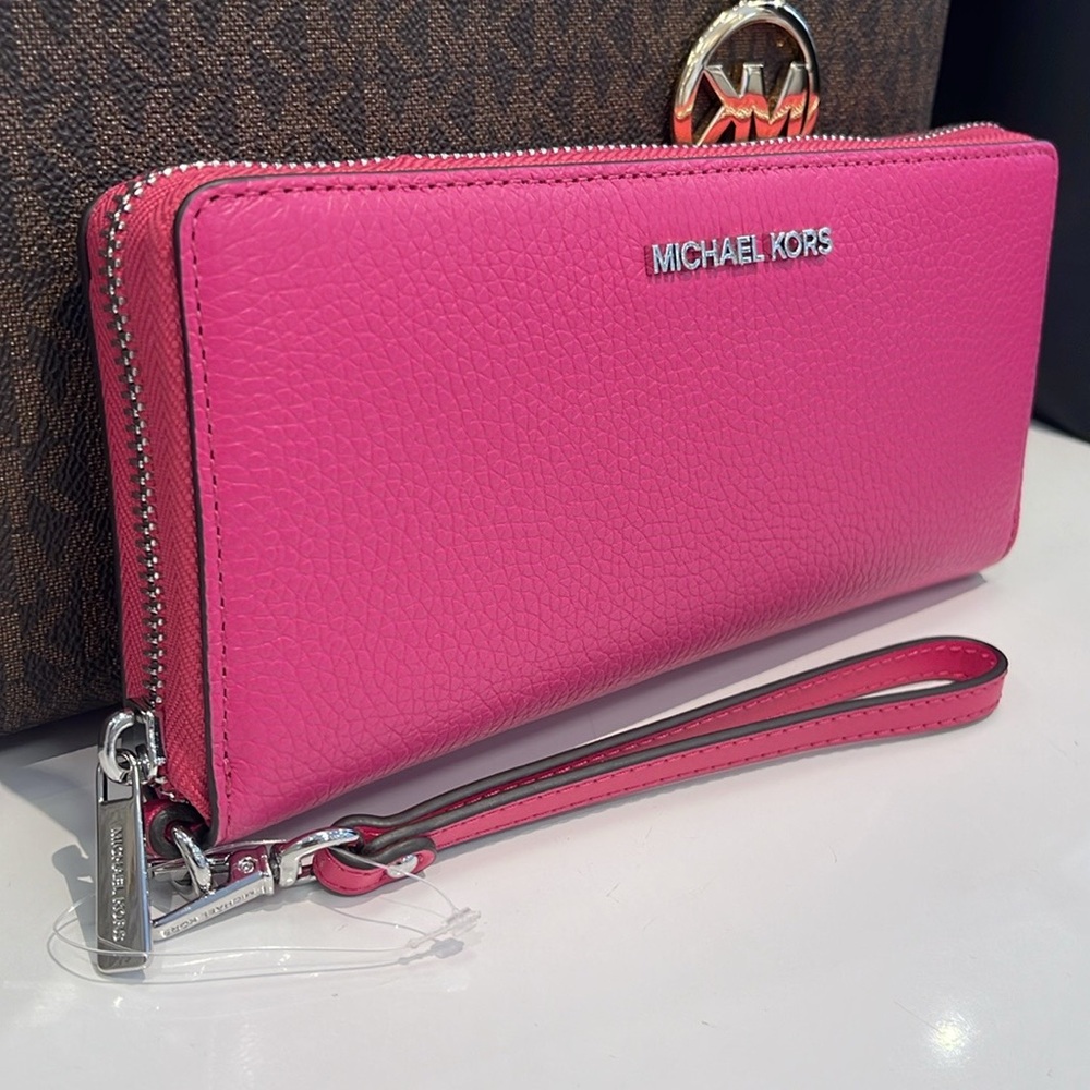 MICHAEL KORS JST 
Leather Continental Wristlet Phone Case Wallet 
Dragonfruit - Picture 5 of 16